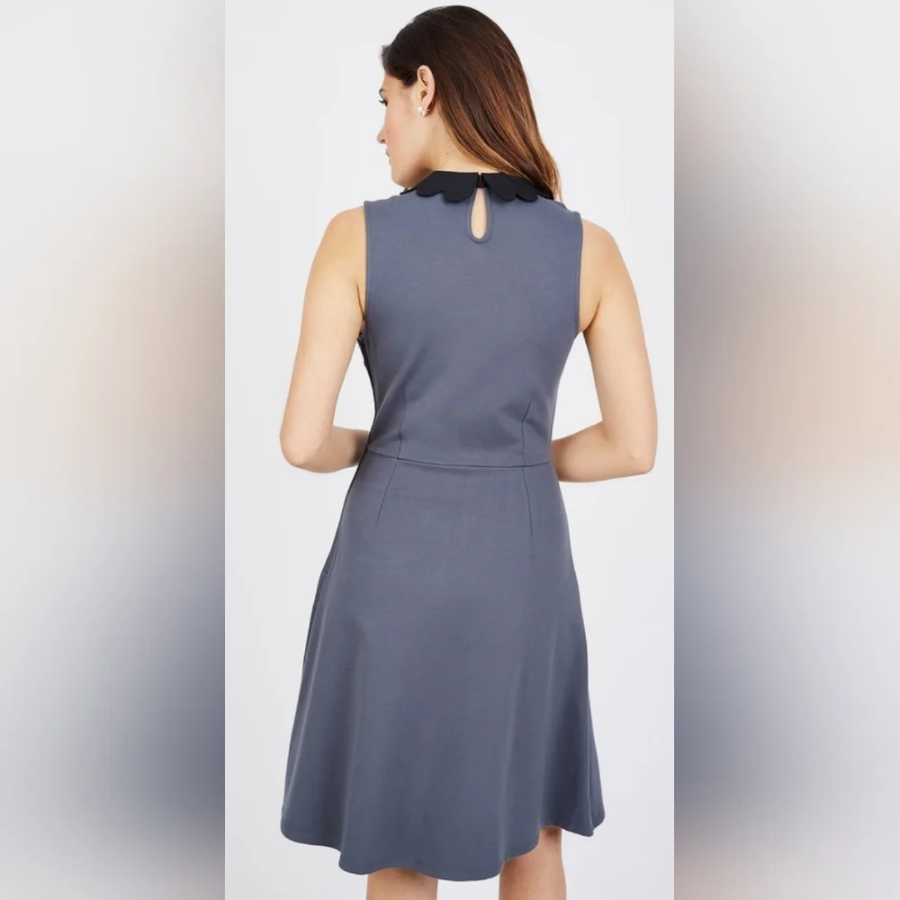 Modcloth gray aline Sleeveless dress with black scalloped collar,  size s - Picture 8 of 9